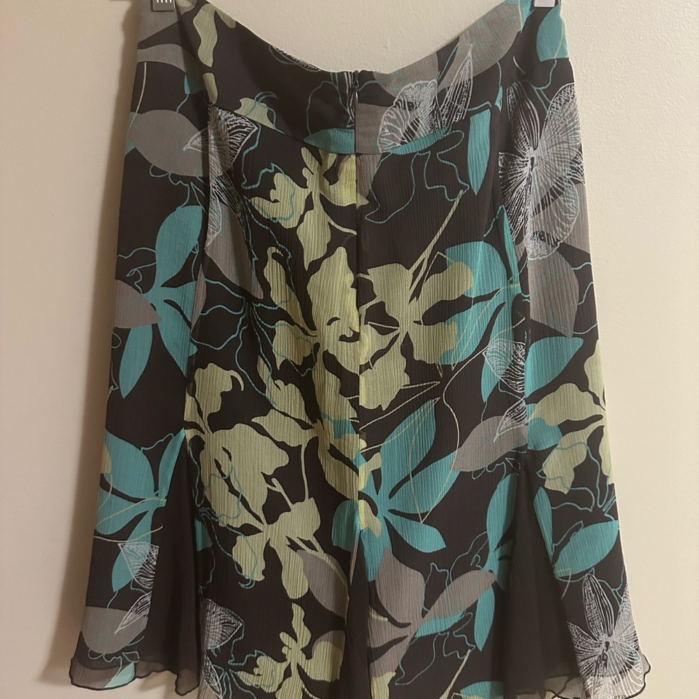 Floral A-Line Skirt - Black and Green